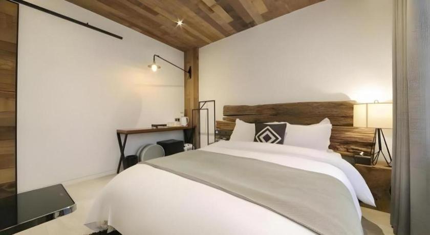 Daejeon Namoo Hotel Exterior photo
